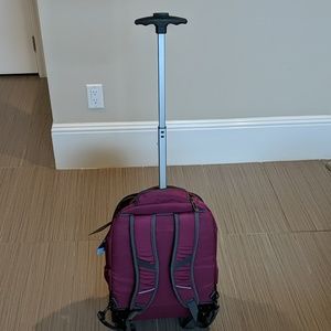 samsonite mighty wheeled backpack